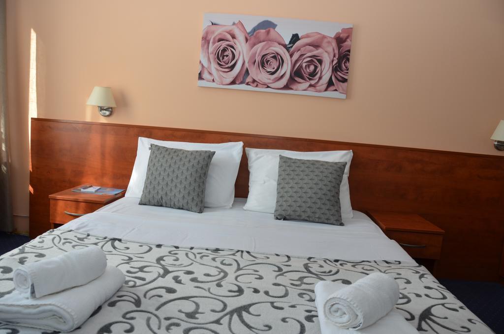 Liberty Hotel Novalja Ngoại thất bức ảnh